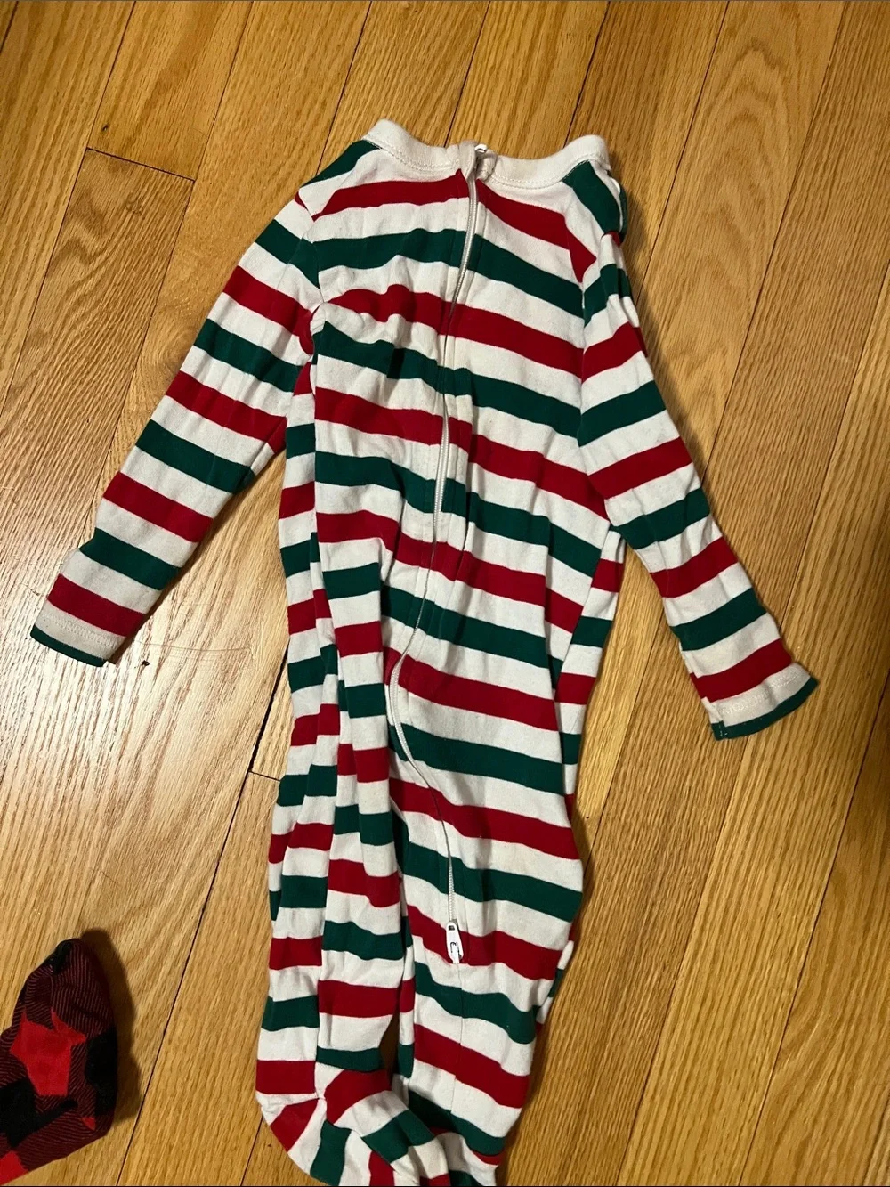 Old Navy Infant Holiday Sleepwear Pack - Red, Green, Navy, Cream, Black